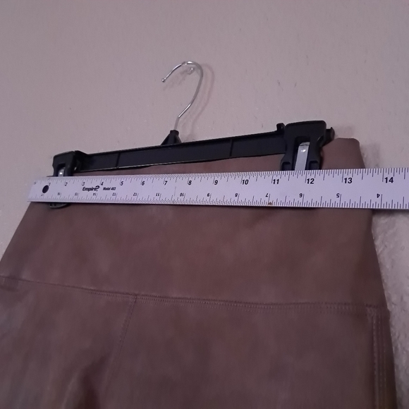 7 FOR ALL MANKIND capri legging size M coffee color Pleated Knit High Waist Moto - Picture 5 of 16